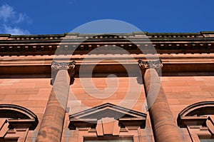 Columns and Cornice - Dundee Architecture