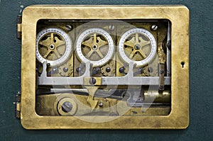 Combination lock detail