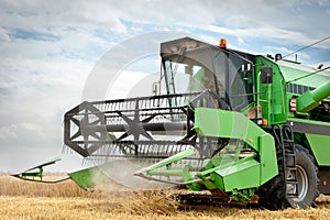 Combine harvester