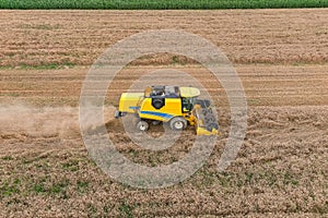 Combine harvester agriculture machine