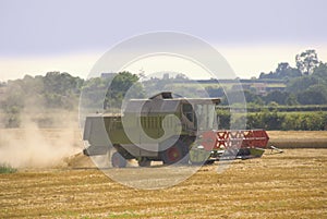 Combined harvester