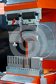 Combined hydraulic shearing press. Sheet metal cutting