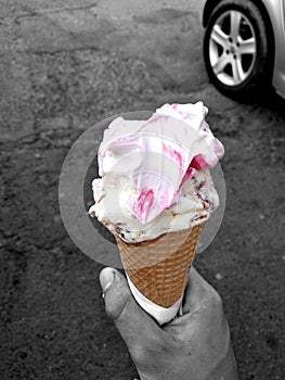 Good colours i love  ICE CREAM photo