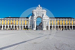 Commerce square, Rua Augusta Arch.