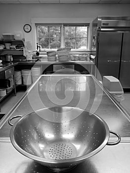 Commercial kitchen: colander