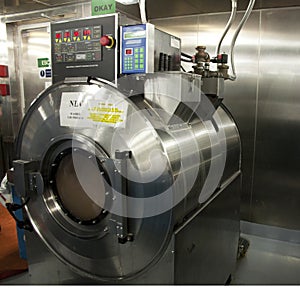 Commercial Washing Machine