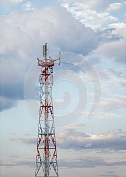 Communication antenna