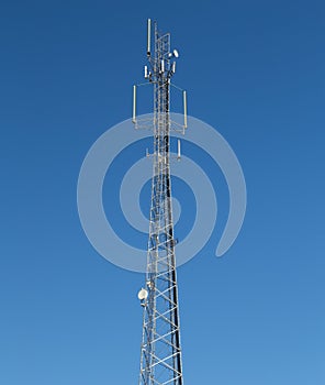Communications tower with antennae