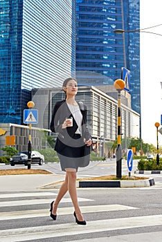 Commute asian business woman