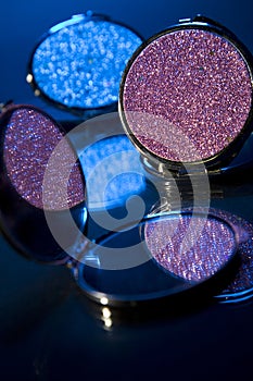 Compact mirrors