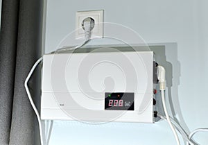 Compact Wall Automatic Voltage Regulator AVR for protect gas boiler.