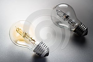 Comparative light bulb