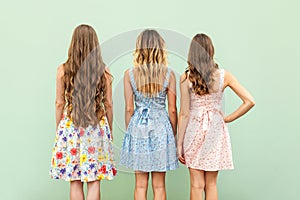 Comparison hairstyle with three woman.