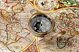 Compass & world img