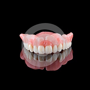 Complete maxillary denture
