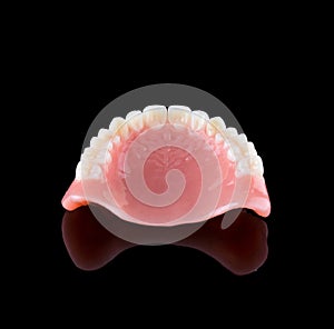 Complete maxillary denture