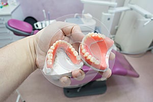 Complete removable dental prostheses on gypsum models