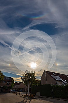 Complex halo phenomenon in the sky