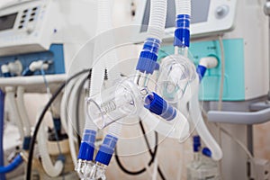 Components of medical device for ventilating lungs in hospital