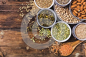 Composition of different types of legumes in bowls