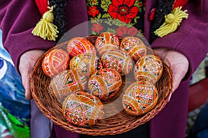 Composition of Easter eggs