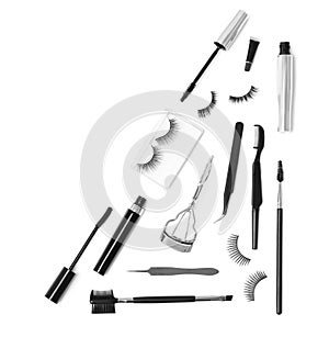 Composition with false eyelashes and cosmetic tools