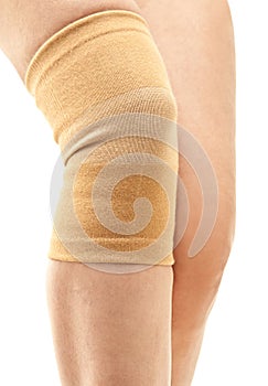 Compression knee brace