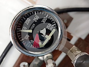 compressor pressure gauge air system