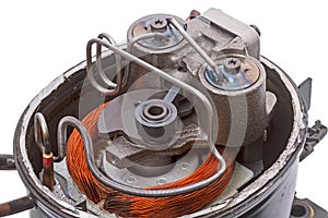 Compressor for refrigerator