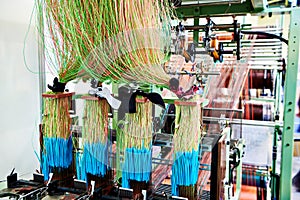 Computer jacquard needle loom