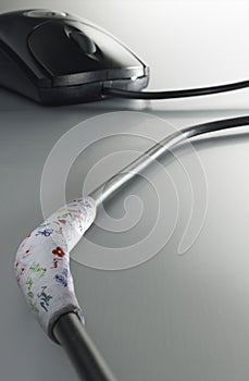 Computer mouse cable in cast 01