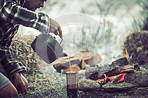 The concept of camping the guy on the nature of the fire