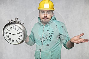 Concept of time in matters of construction, builder and clock