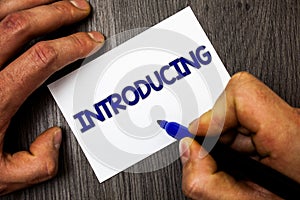 Conceptual hand writing showing Introducing. Business photo showcasing Presenting a topic or someone Initial approach First meetin