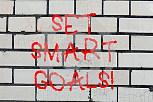 Conceptual hand writing showing Set Smart Goals. Business photo text Establish achievable objectives Make good business
