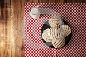 Conchas con Leche Flat Lay photo