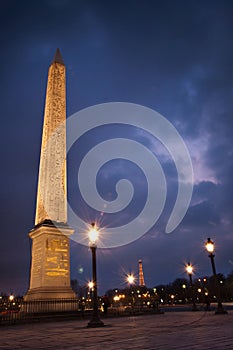 Concorde place in paris by night