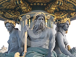 Concorde square fountain in Paris