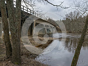 Concrete bridge, built in 1909