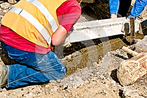 Concrete curbs installation