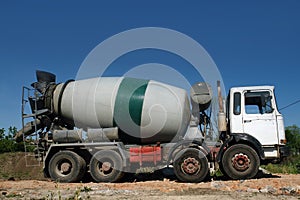 Concrete mixer truck