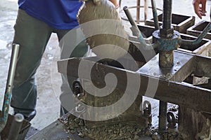 Concrete samples casting by vibration table