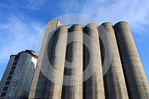 Concrete silo