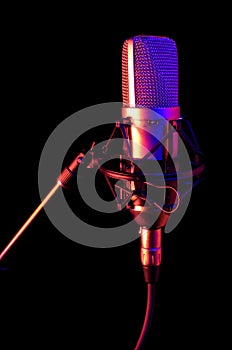 Condenser microphone