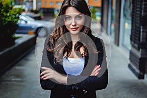 Confident business woman looking at the camera photo