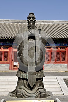 Confucian statue