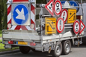 Confusing traffic signs on a trailer