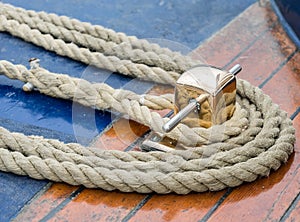 CONISTON WATER, LAKE DISTRICT/ENGLAND - AUGUST 21 : Rope on the