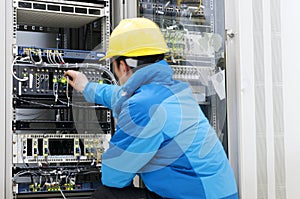 connecting network cables to switches
