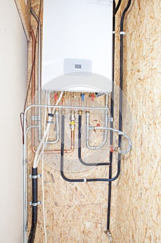 Connection of heating and hot water